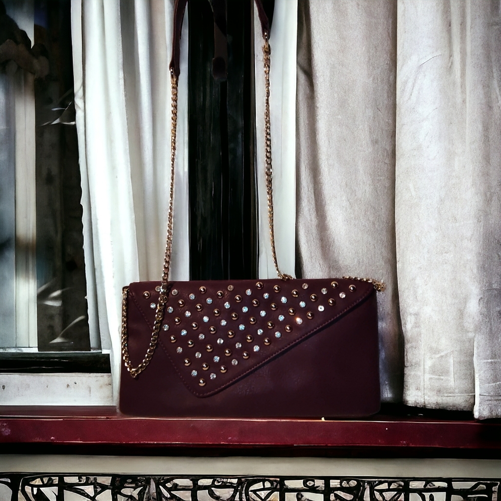 CHARMING CHARLIE | Elegant Plum Color Rhinestone Embellishment Cross-body | EUC